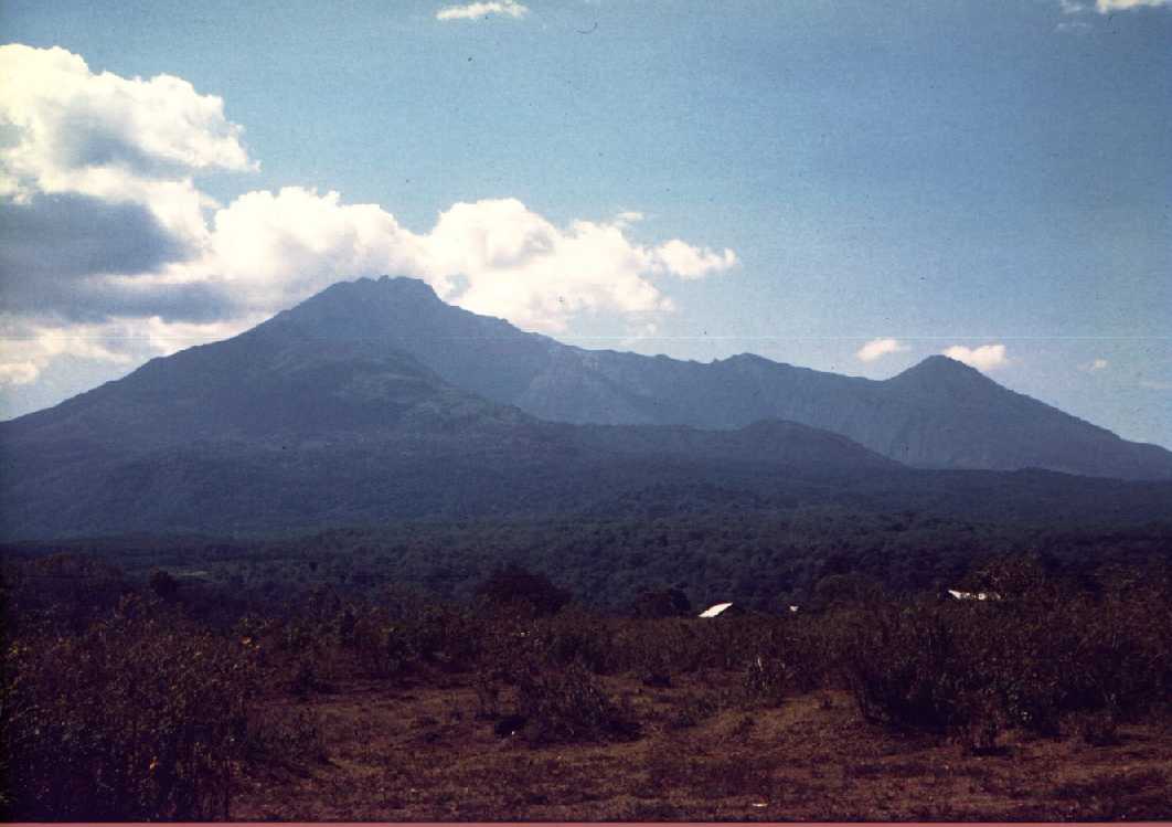 Hike Mount Meru in Tanzania 